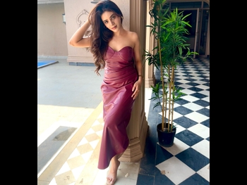  alt="Drishti Thakur"