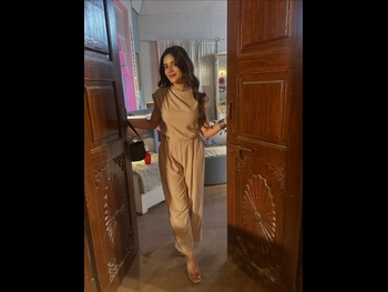  alt="Drishti Thakur"