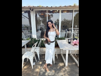  alt="Simran Khan"