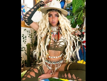  alt="Shanin Blake"