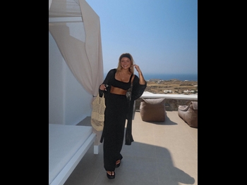  alt="Victoria Mehault"
