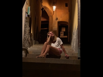  alt="Renata Kutinaite"