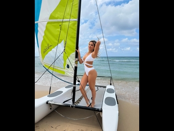  alt="Julia Puzzuoli"