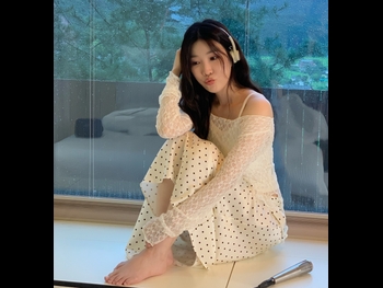  alt="Lee Hae-ri"