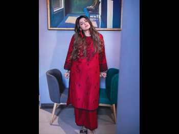  alt="Hira Soomro"