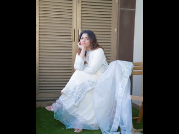  alt="Hira Soomro"