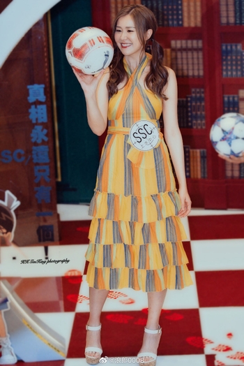 Moon Lau