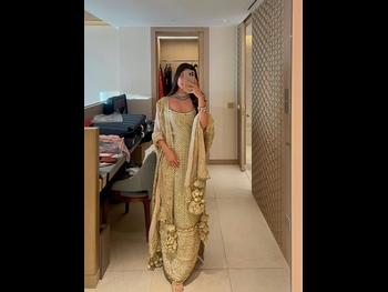  alt="Saachi Bindra"