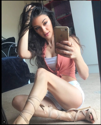 Yasemin Islek