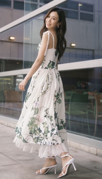 Roxanne Ho