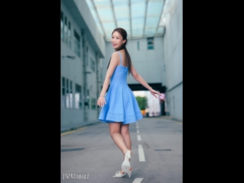  alt="Roxanne Ho"