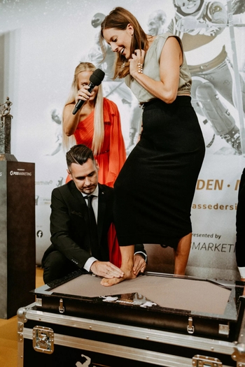 Julia Dujmovits