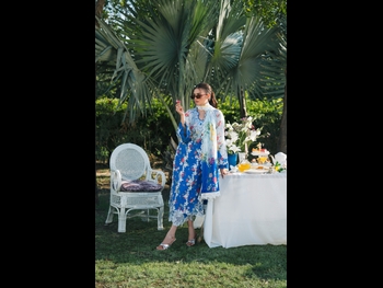  alt="Hira Mani"