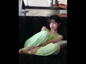  alt="Song Yuqi"