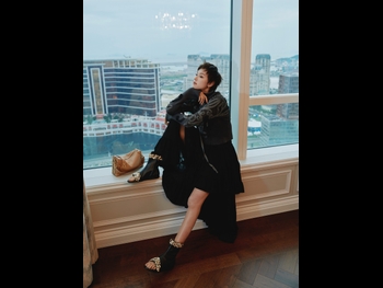  alt="Louise Wong"