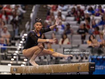  alt="Kayla Dicello"