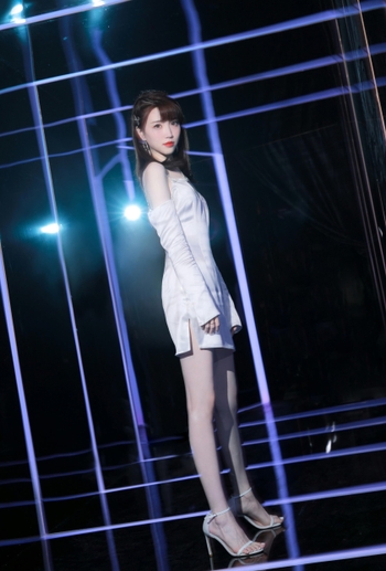 Chunye Zhang