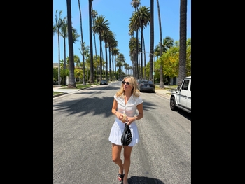  alt="Debra Lea"
