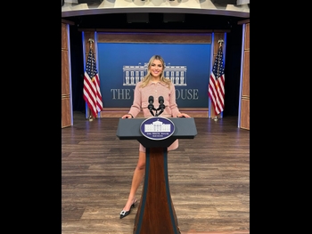  alt="Debra Lea"