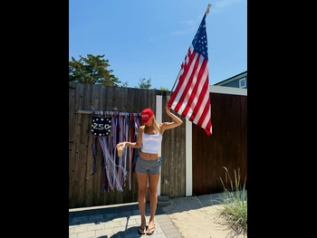  alt="Debra Lea"