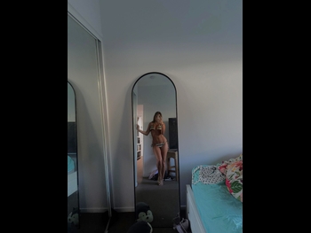  alt="Liv Jade Thomson"