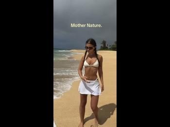  alt="Leah Halton"