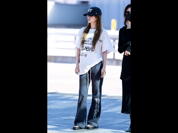 alt="Hwang Yeji"