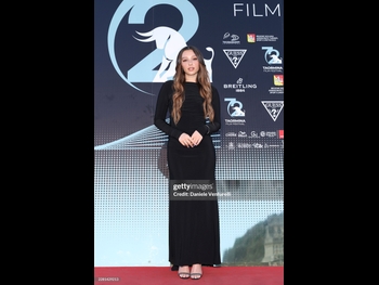  alt="Sarah Toscano"