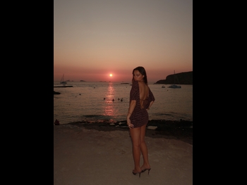  alt="Sarah Toscano"