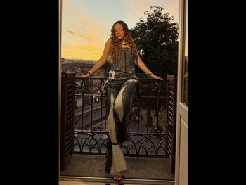  alt="Sarah Toscano"