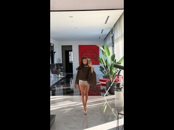 alt="Beca Oliveira"