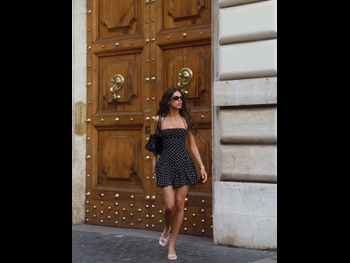  alt="Beca Oliveira"