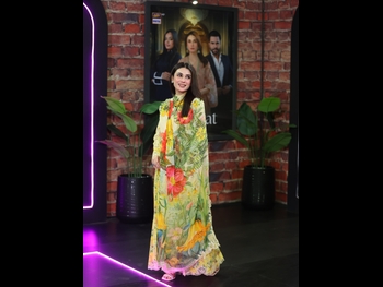  alt="Hina Tariq"