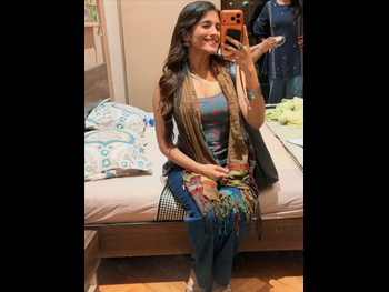 alt="Khushbu Rajendra"
