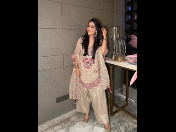  alt="Nikita Chawla"