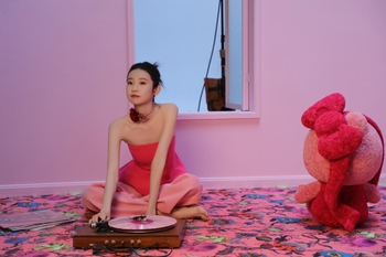 Yifan Zhang