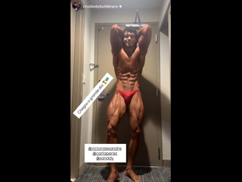  alt="Victor Alexandre"