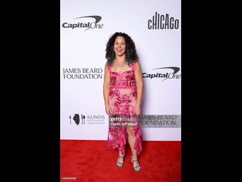 alt="Stephanie Izard"