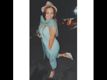  alt="Dani Ivory"