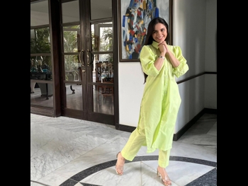  alt="Hurriya Mansoor"