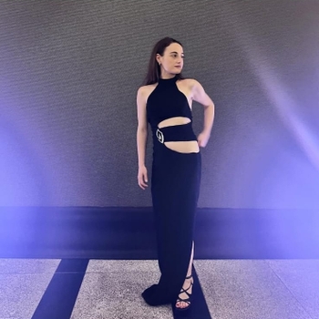 Nazli Bulum