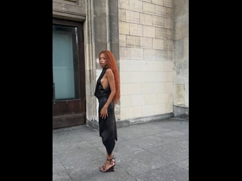  alt="Ravyn Lenae"