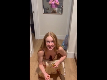  alt="Julia Doyle"