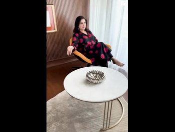  alt="Farah Khan"