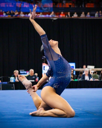 Mya Lauzon