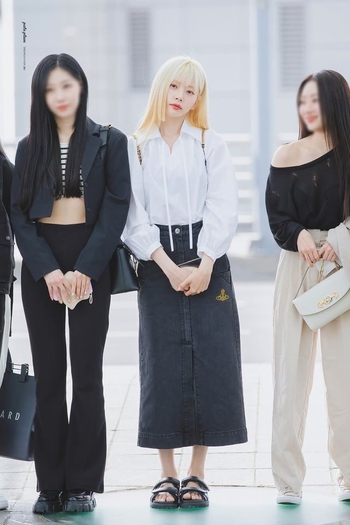 JiU