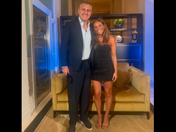  alt="Olivia Buzaglo"