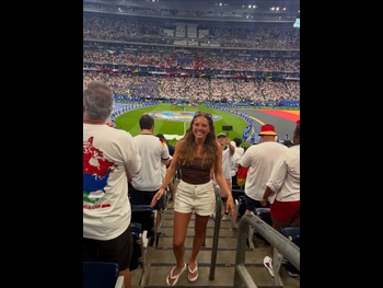  alt="Olivia Buzaglo"