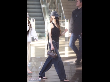  alt="Jang Won-young"