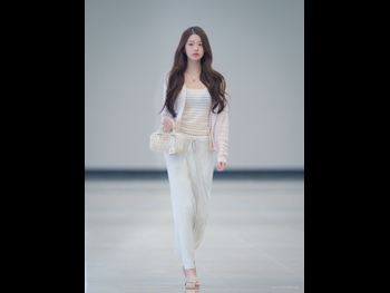  alt="Jang Won-young"